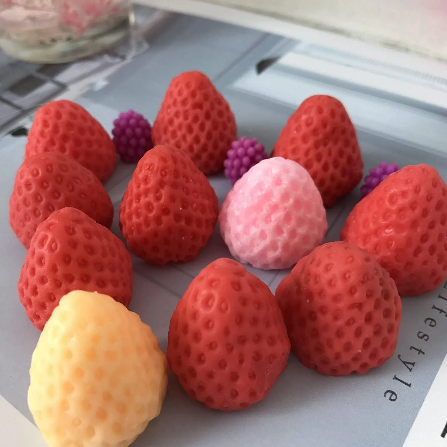 Silicon Mould - Whole Strawberry (CM111) - Image 4