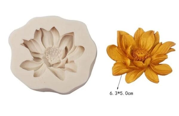 Silicon Mould - Petal Flower Topper - Image 3