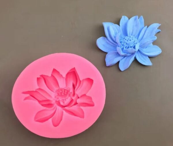 Silicon Mould - Petal Flower Topper - Image 4